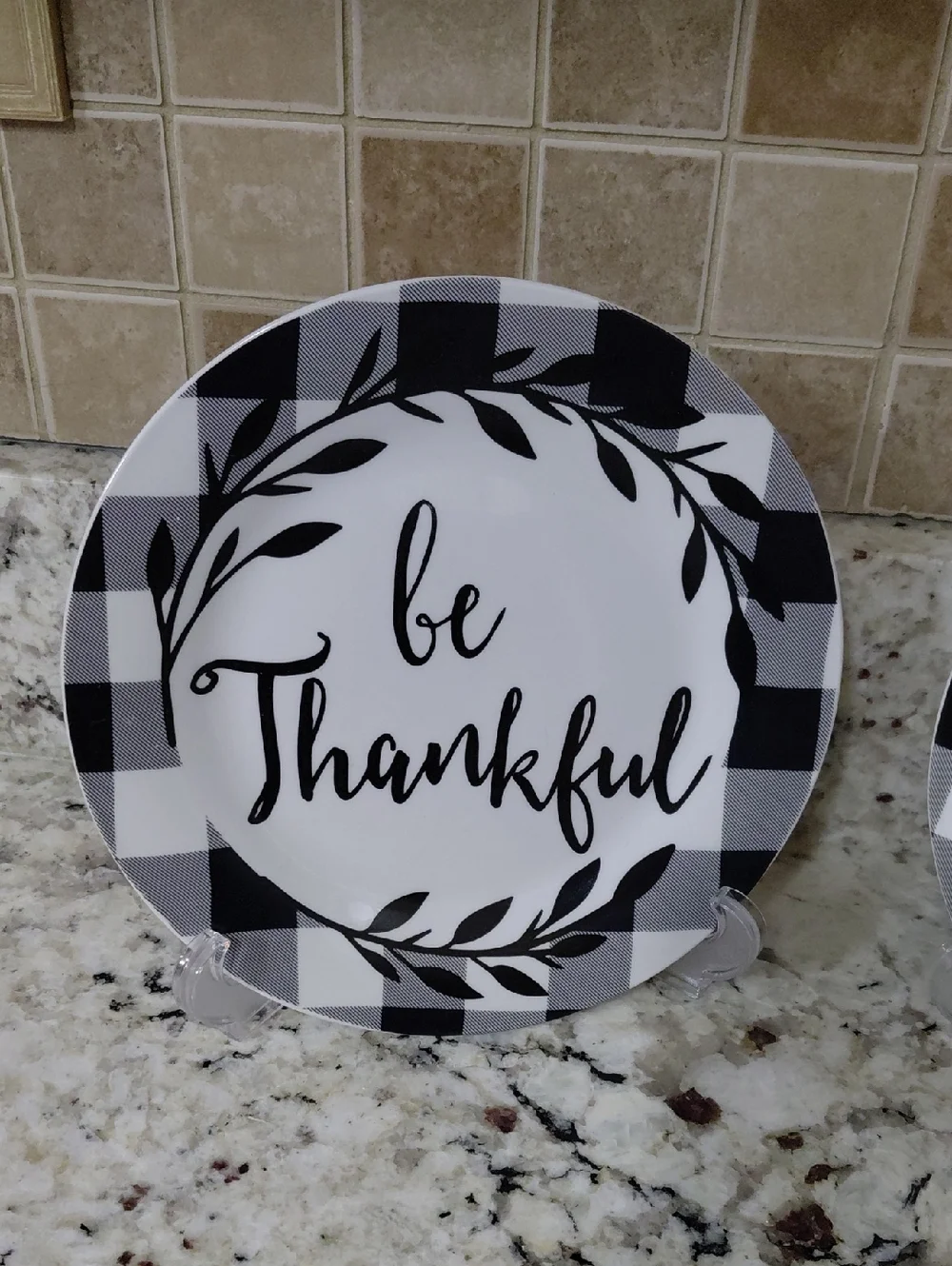 ROYAL NORFOLK Be Thankful / Happy Fall Black Plaid Decorative salad Size Plates